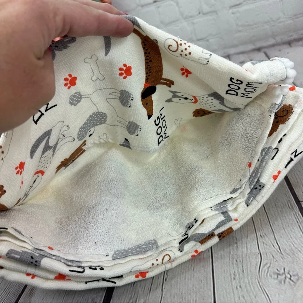 NWT cynthia rowley set of two kitchen towels dog mom - Picture 6 of 8